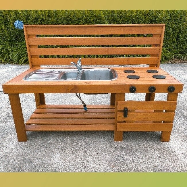 Mega Mud Kitchen